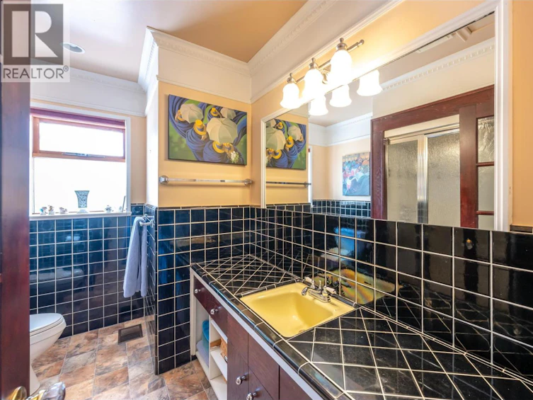 76 Huth Avenue, Penticton, BC, V2A 2Z8 - 17