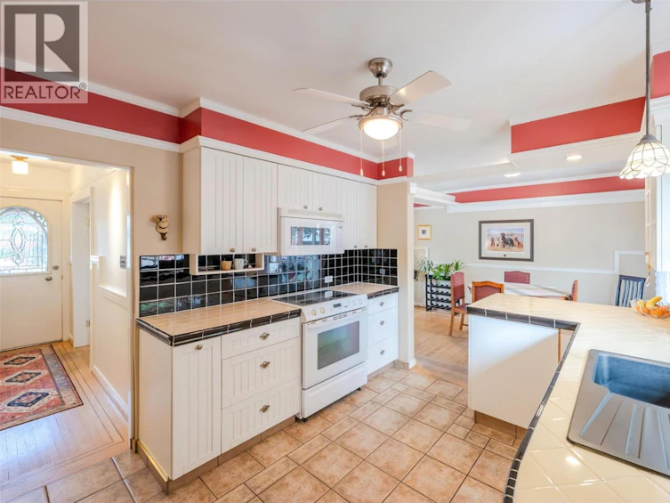 76 Huth Avenue, Penticton, BC, V2A 2Z8 - 15