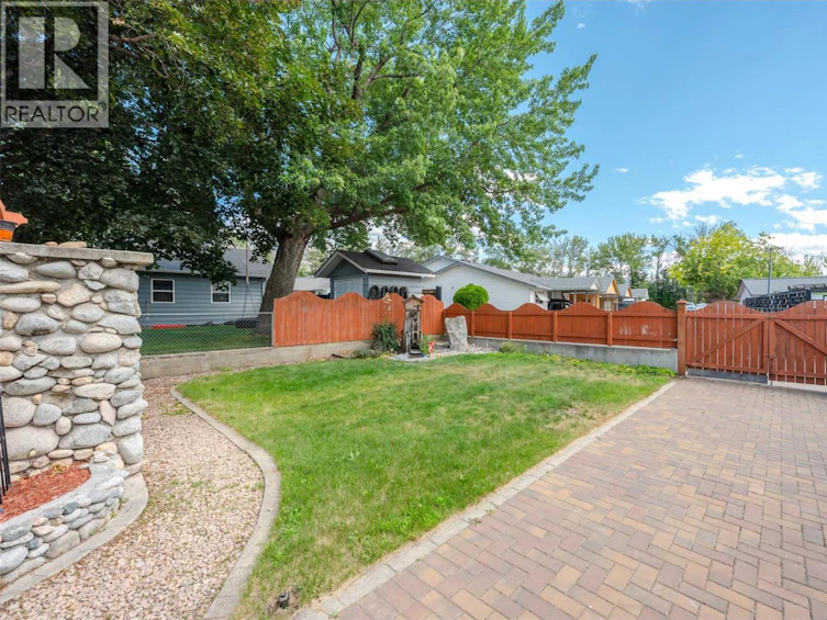 76 Huth Avenue, Penticton, BC, V2A 2Z8 - 59