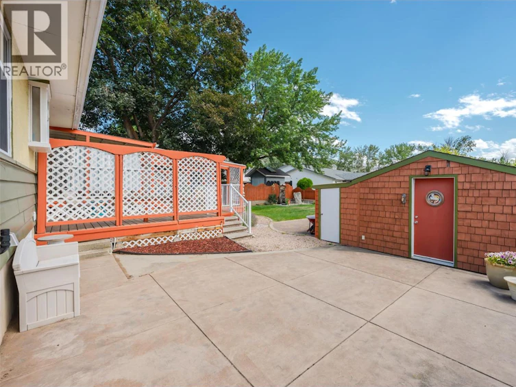 76 Huth Avenue, Penticton, BC, V2A 2Z8 - 44