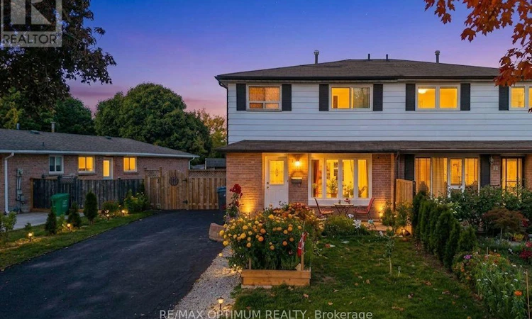 21 Juniper Crescent