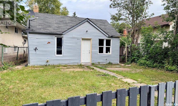 310 6th Street E