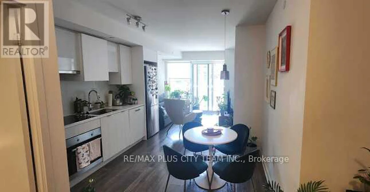705-195 Redpath Avenue, Toronto, ON, M4P 0E4 - 2