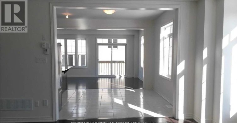 MAIN-118 Hubner Avenue, Markham, ON, L6C 0B2 - 4