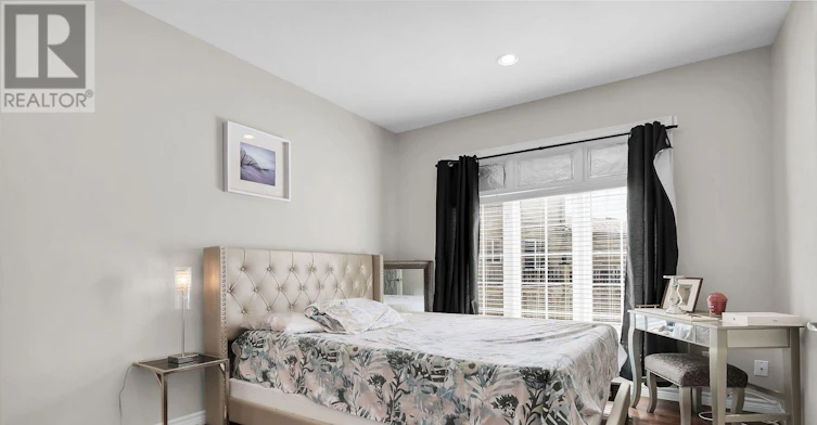 1924 Foxwood Avenue, London, ON, N6G 0C5 - 5