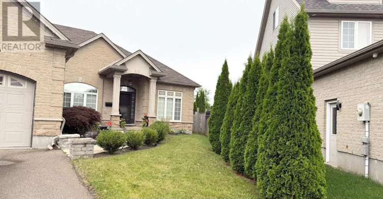 1924 Foxwood Avenue, London, ON, N6G 0C5 - 3