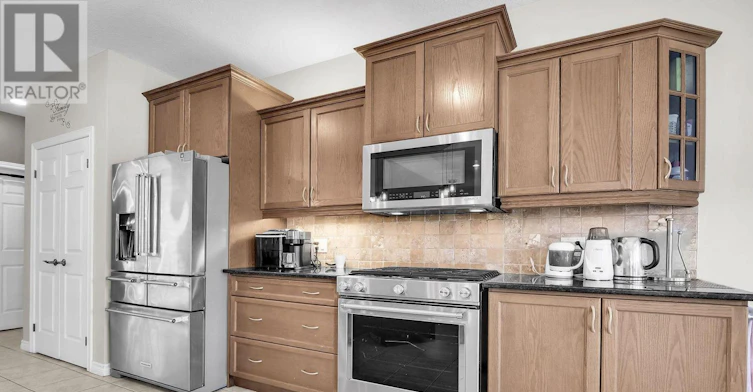 1924 Foxwood Avenue, London, ON, N6G 0C5 - 12
