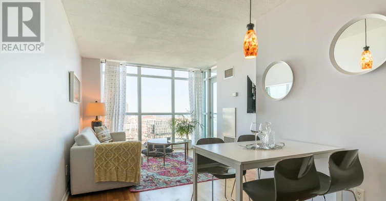 2907-18 Yonge Street, Toronto, ON, M5E 1Z8 - 2