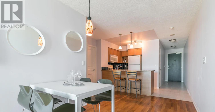 2907-18 Yonge Street, Toronto, ON, M5E 1Z8 - 7