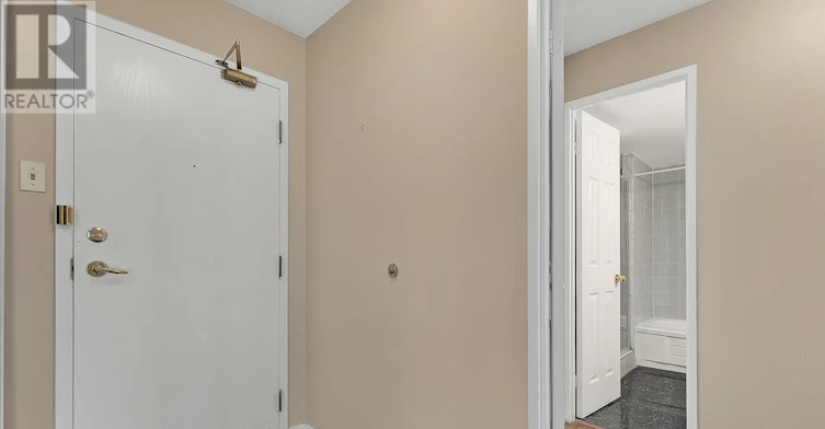 1402-400 Webb Drive, Mississauga, ON, L5B 3Z7 - 3