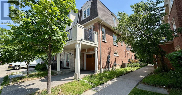 51 Mendelssohn Street, Toronto, ON, M1L 0B8 - 3