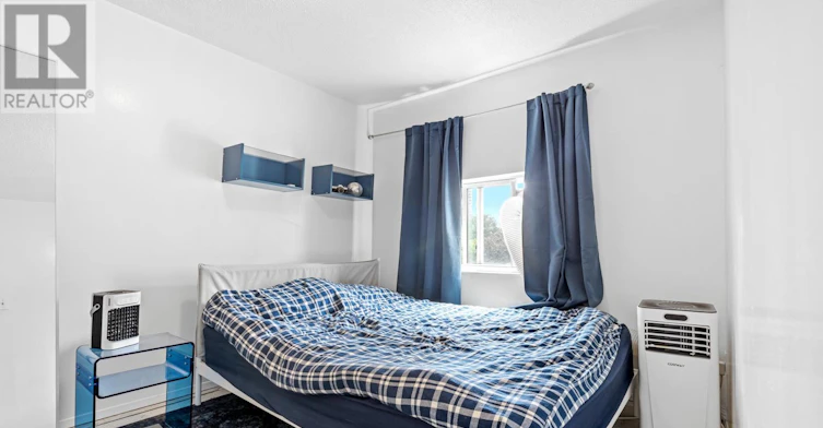 B - 53-1/2 Champagne Avenue, Ottawa, ON, K1S 4P1 - 9