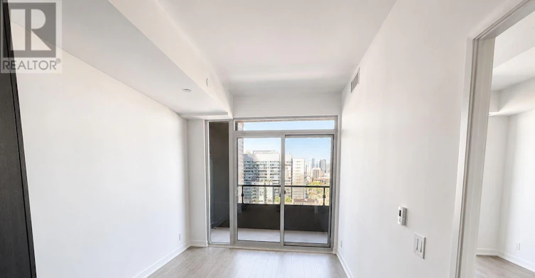 810-285 Dufferin Street, Toronto, ON, M6K 0J2 - 4
