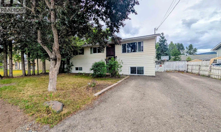 1696 Princess Street