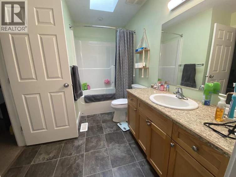 3775 Dobbie Street, Terrace, BC, V8G 5T7 - 5