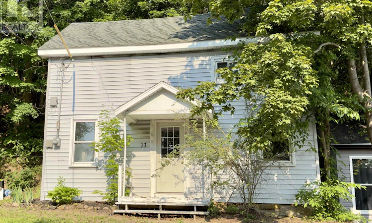 13 Chester Avenue