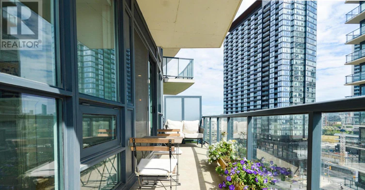 1008-51 Liberty Street EAST, Toronto, ON, M6K 3P8 - 7