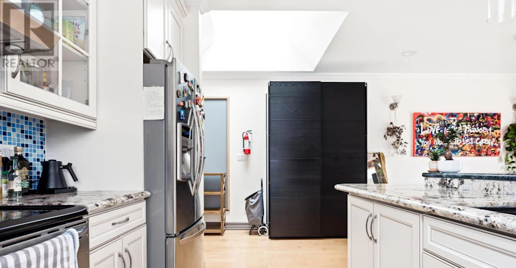 3-115 Roncesvalles Avenue, Toronto, ON, M6R 2K9 - 12