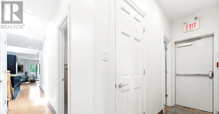 3-115 Roncesvalles Avenue, Toronto, ON, M6R 2K9 - 24