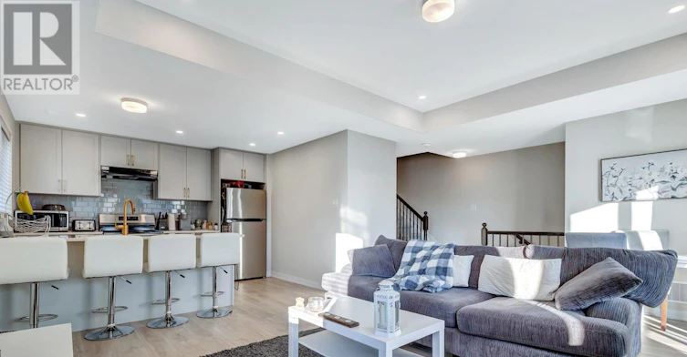 916 Parnian Private, Manotick, ON, K2J 7K6 - 5