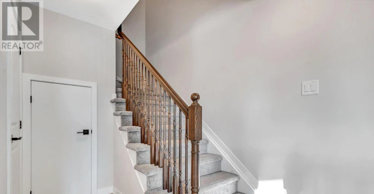 916 Parnian Private, Manotick, ON, K2J 7K6 - 7