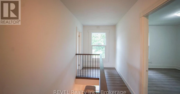 UPPER-21 Plymouth Road, Welland, ON, L3B 3C4 - 13