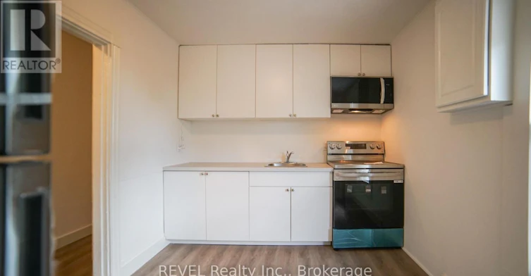 UPPER-21 Plymouth Road, Welland, ON, L3B 3C4 - 8