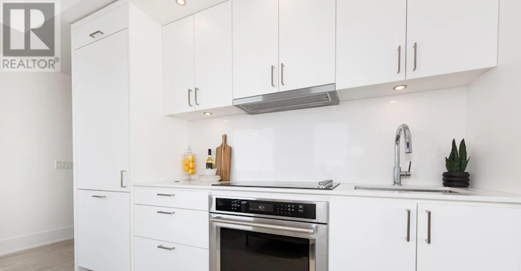 1612-470 Front Street W, Toronto, ON, M5V 0V6 - 12