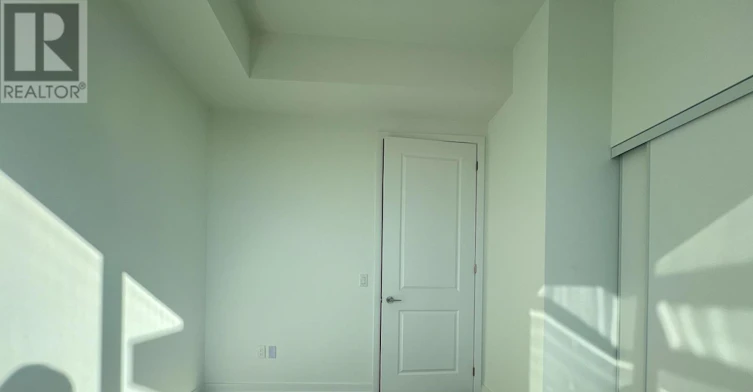 702-1435 Celebration Drive, Pickering, ON, L1W 0C2 - 9