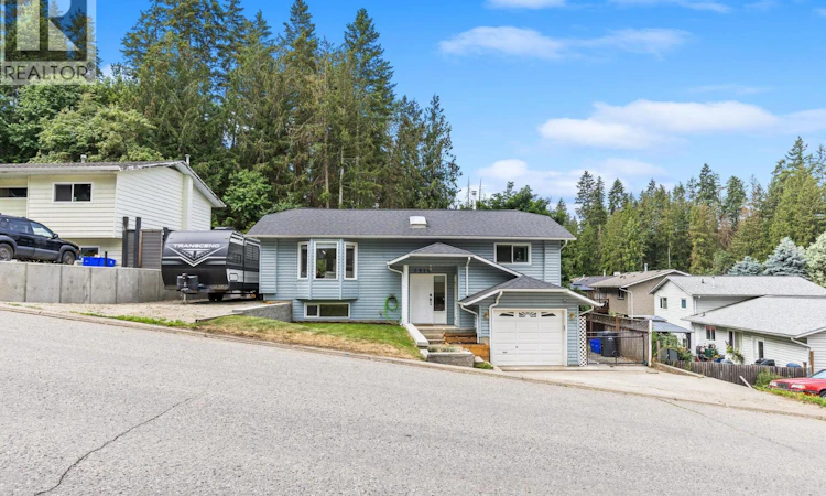 3910 Highland Park Crescent