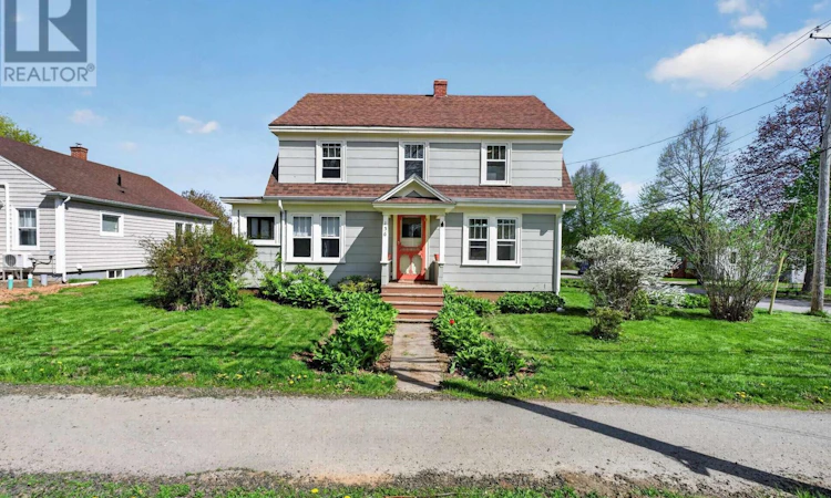 156 Cottage Street