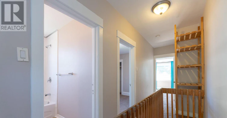 326 Monarch Park Avenue, Toronto, ON, M4J 4T1 - 12