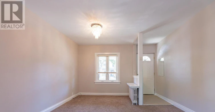 326 Monarch Park Avenue, Toronto, ON, M4J 4T1 - 8