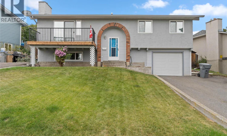 135 Silverthrone Crescent