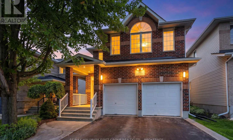 393 Cavendish Crescent