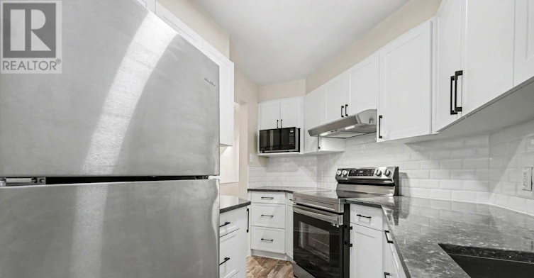 1607 Locksley Lane, Ottawa, ON, K1J 1B6 - 9