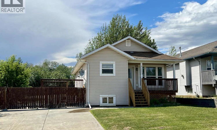 5213 Hallmark Crescent
