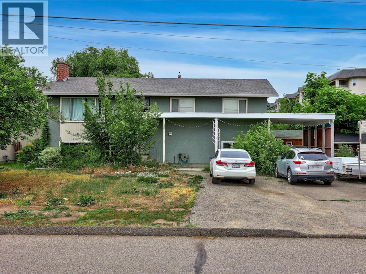 740 Sherwood Drive, Kamloops, BC, V2B 4E5