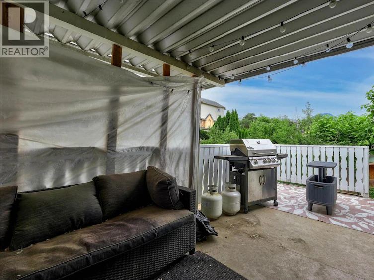 740 Sherwood Drive, Kamloops, BC, V2B 4E5 - 15
