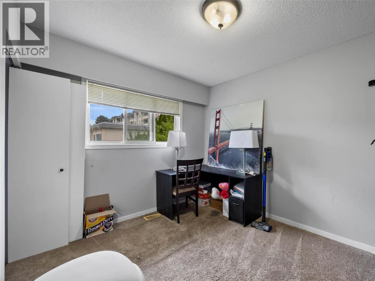740 Sherwood Drive, Kamloops, BC, V2B 4E5 - 12
