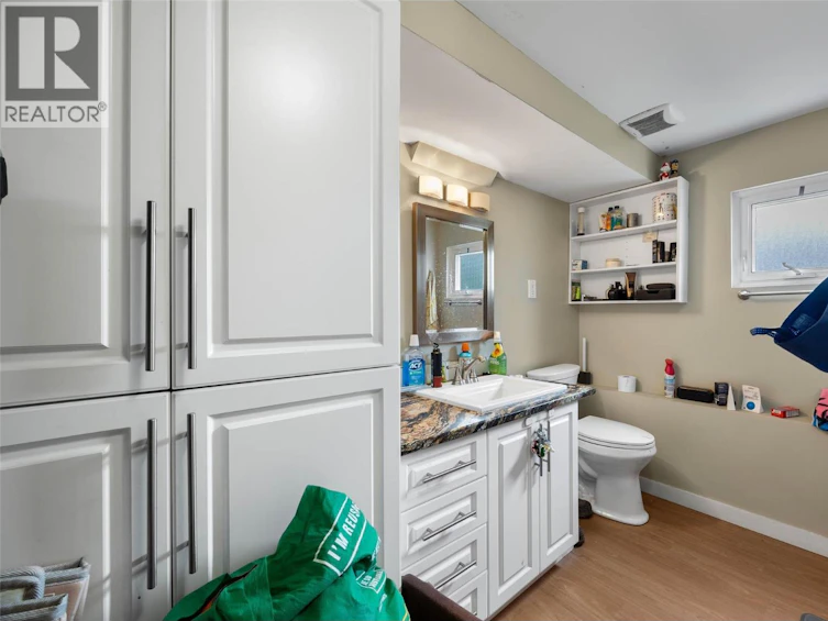 740 Sherwood Drive, Kamloops, BC, V2B 4E5 - 33