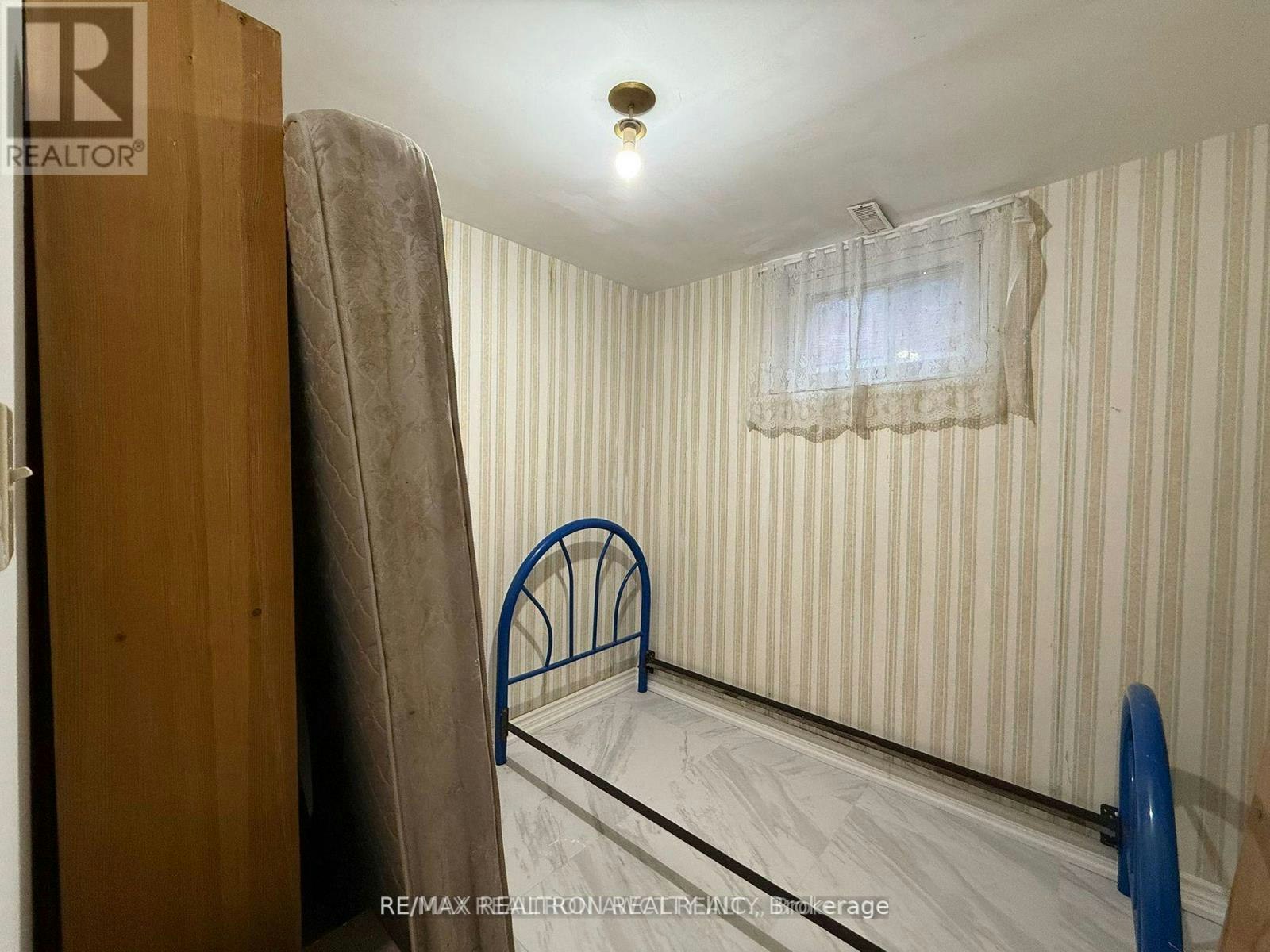 61 Wilmont Drive, Toronto, ON, M3N 1N5 - 5