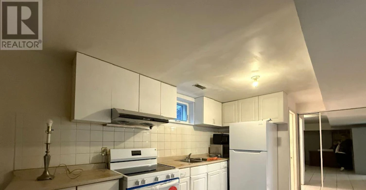 61 Wilmont Drive, Toronto, ON, M3N 1N5 - 7