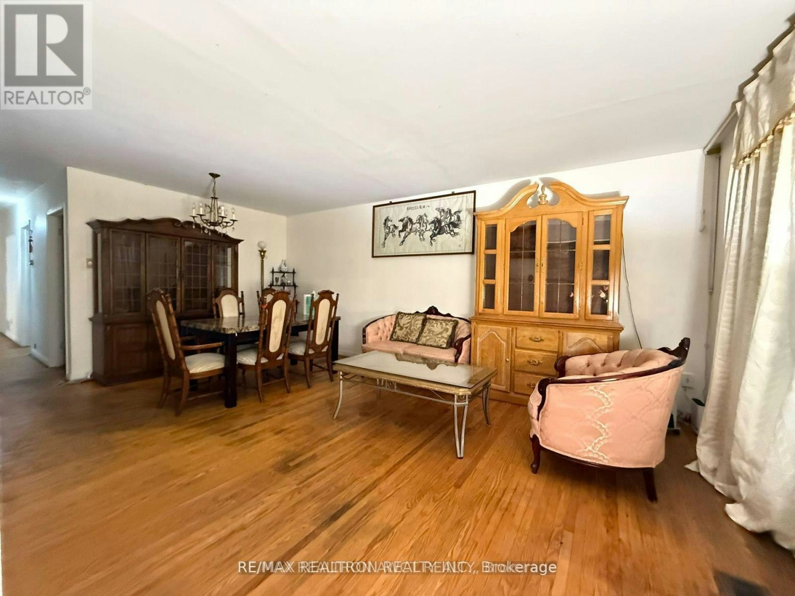 61 Wilmont Drive, Toronto, ON, M3N 1N5 - 9