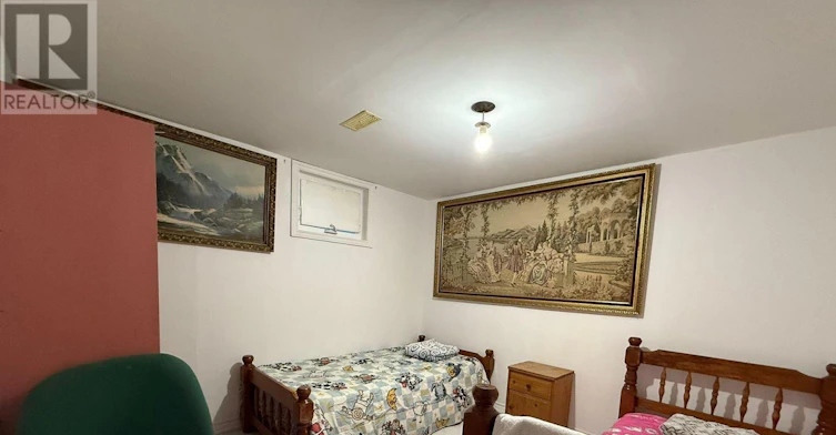 61 Wilmont Drive, Toronto, ON, M3N 1N5 - 3