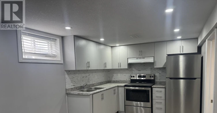 LOWER-387 Upper Gage Avenue, Hamilton, ON, L8K 4X9 - 6