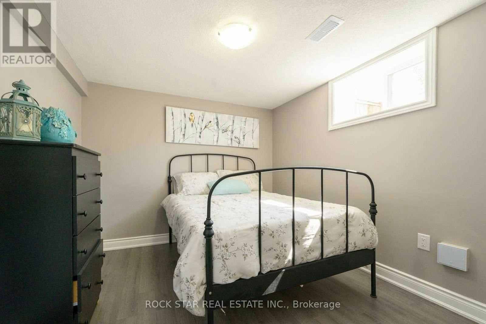 LOWER-387 Upper Gage Avenue, Hamilton, ON, L8K 4X9 - 2