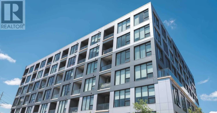 215-690 King Street W, Kitchener, ON, L6A 4G5