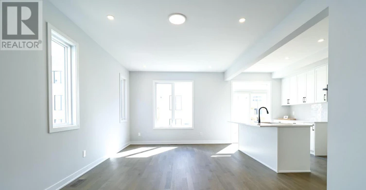 209 Catnip Crescent, Ottawa, ON, K2W 0P5 - 2