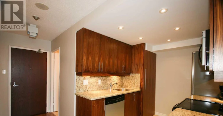 304-1055 Bay Street, Toronto, ON, M5S 3A3 - 3